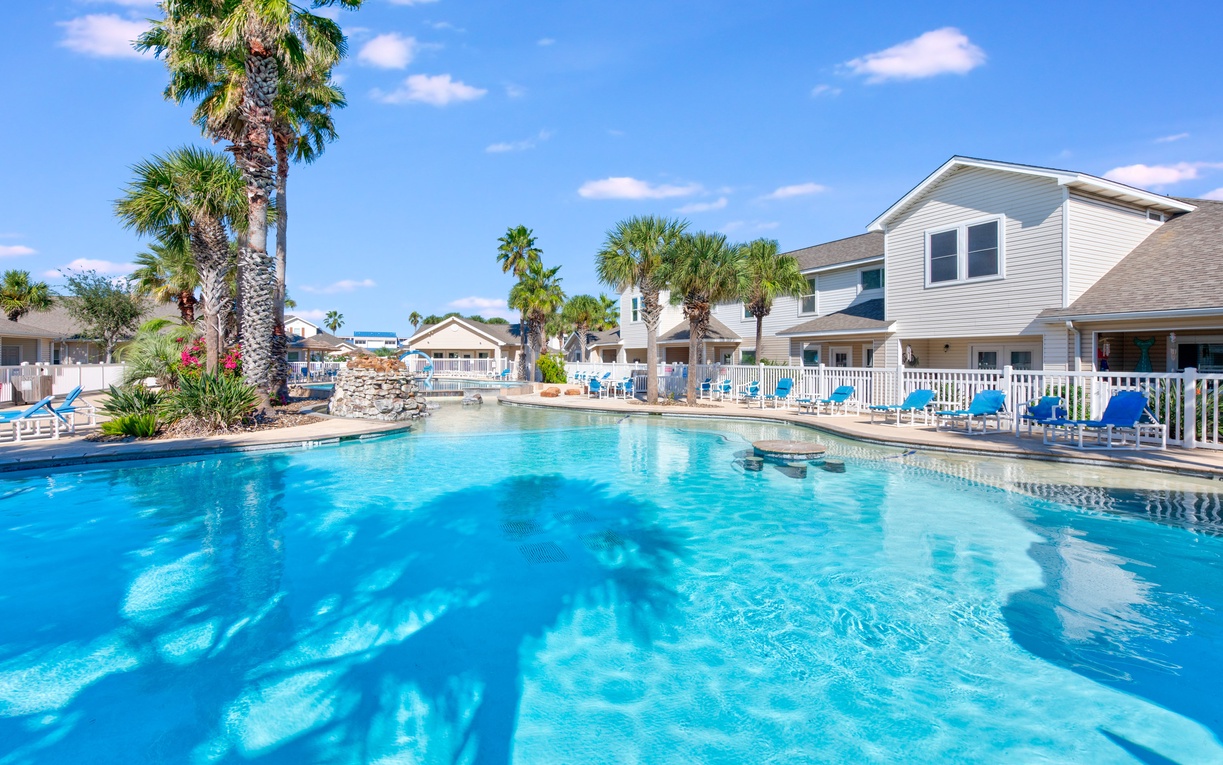 Sea Breeze Cottage CPB802