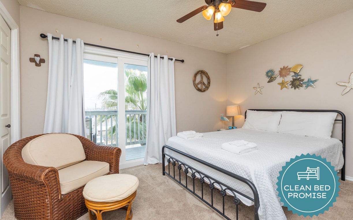 Sleep better at Padre Escapes with our exclusive Clean Bed Promise, providing fresh linens, comforters, and towels washed at high temperatures exceeding CDC recommendations, setting us apart for a truly restful vacation