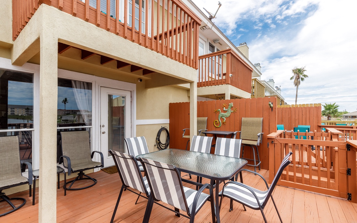 Unwind on your private deck with ocean breezes, perfect for morning coffee or sunset dinners with loved ones.
