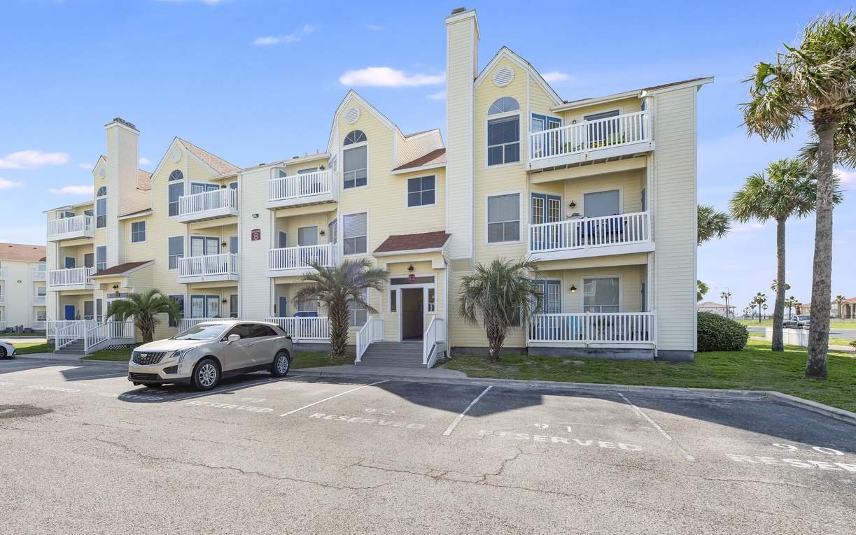 Welcome to Beach Club Condominiums!