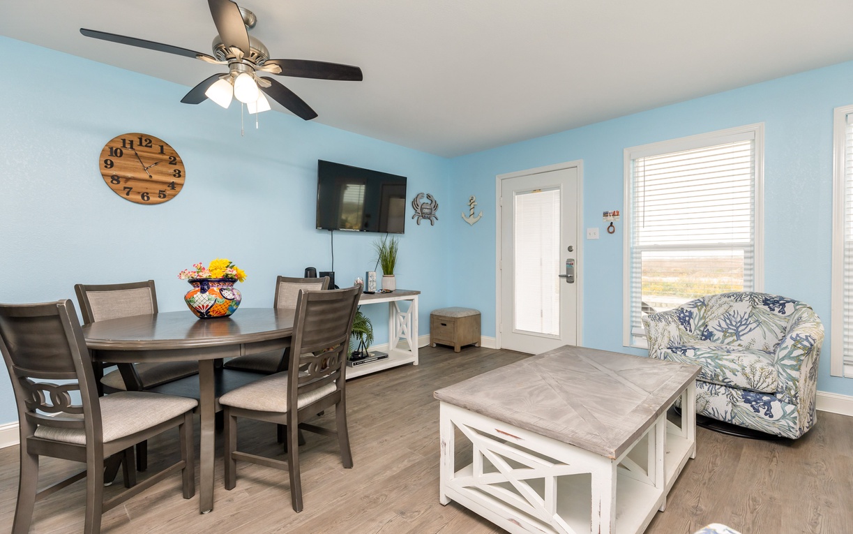 Relax in your bright, coastal-themed living space with ocean blues and nautical touches that instantly put you in vacation mode.