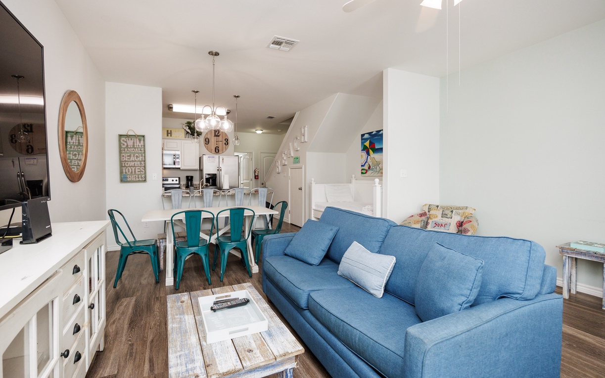 Village by the Beach - La Jolla Shores P923