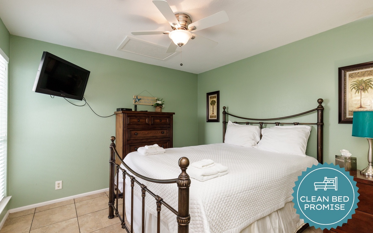 Sleep better at Padre Escapes with our exclusive Clean Bed Promise, providing fresh linens, comforters, and towels washed at high temperatures exceeding CDC recommendations, setting us apart for a truly restful vacation