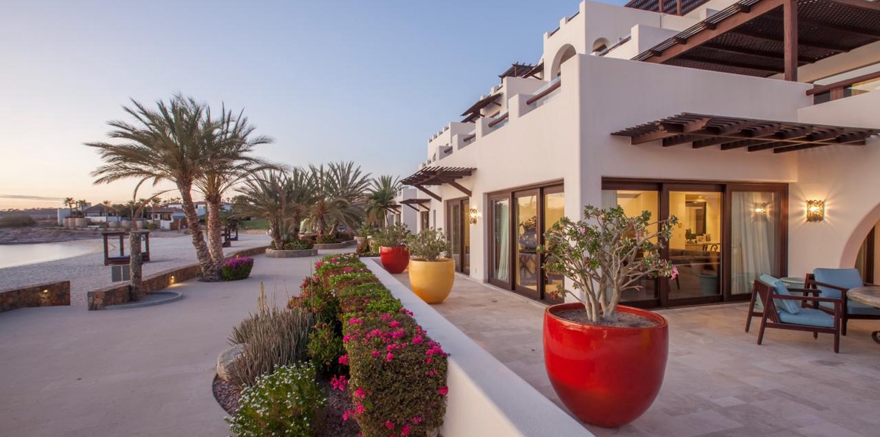 Residence_101_-_102_Playa_De_La_Paz-1