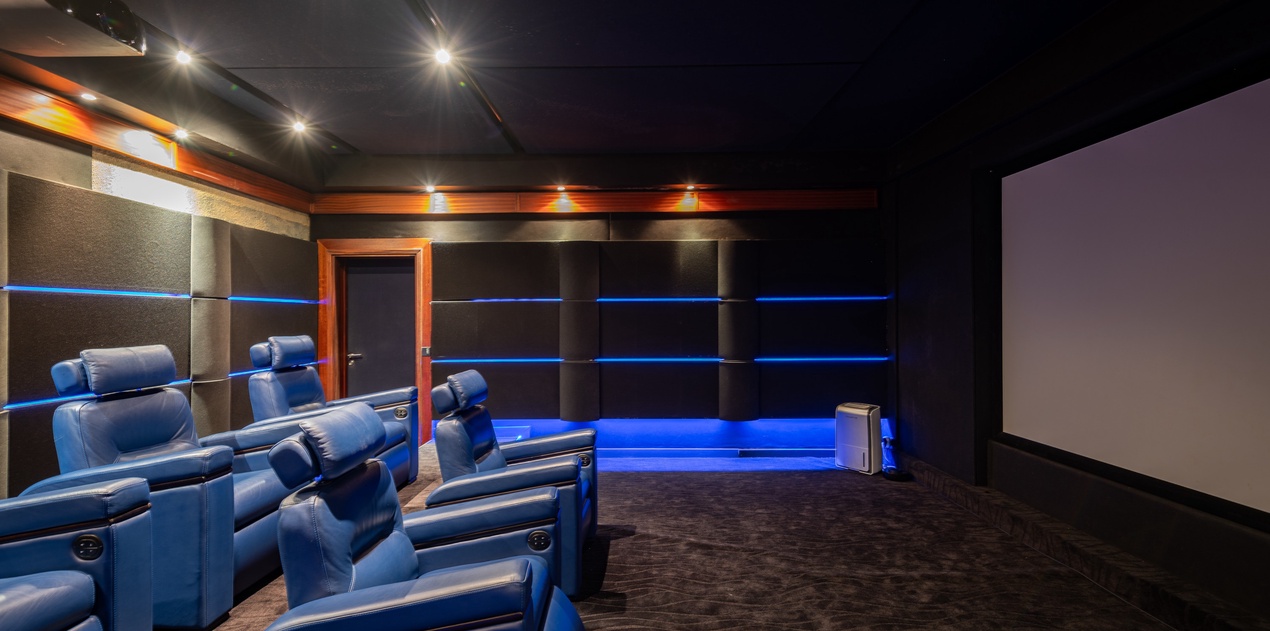 Cinema Room-Kyr-Track-2