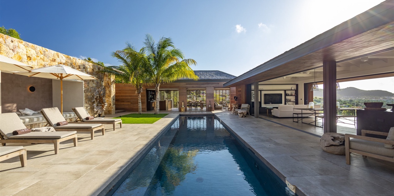 exterior-1-maud-track1