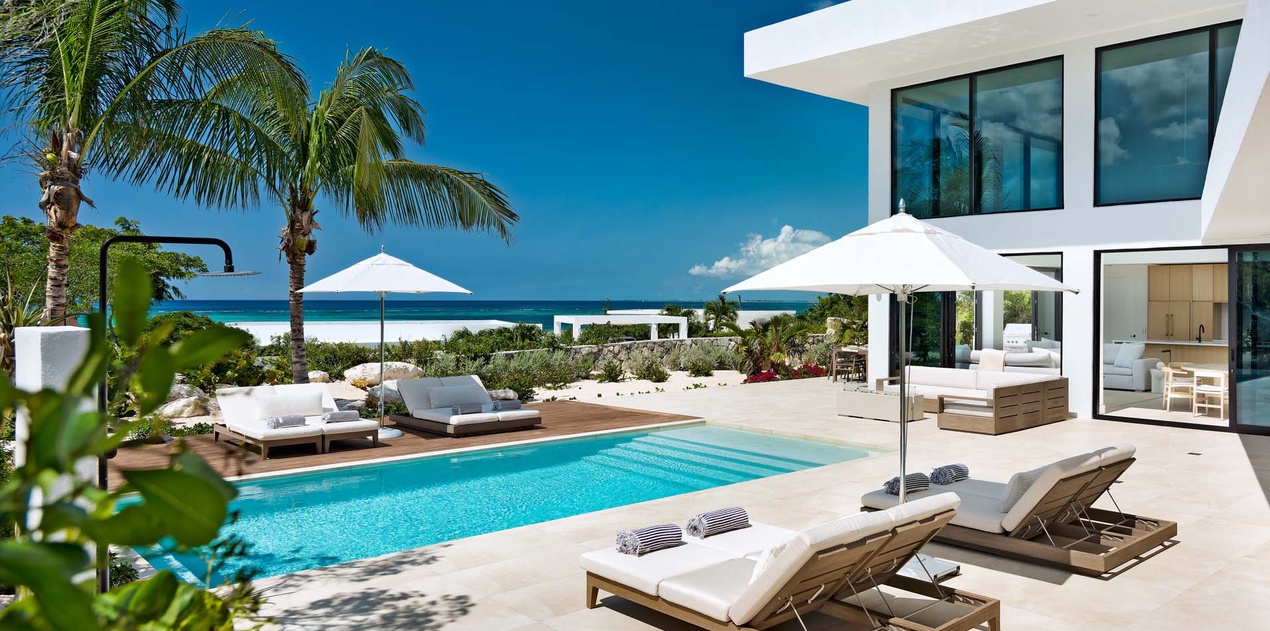 1-Beach Wood Villa_12