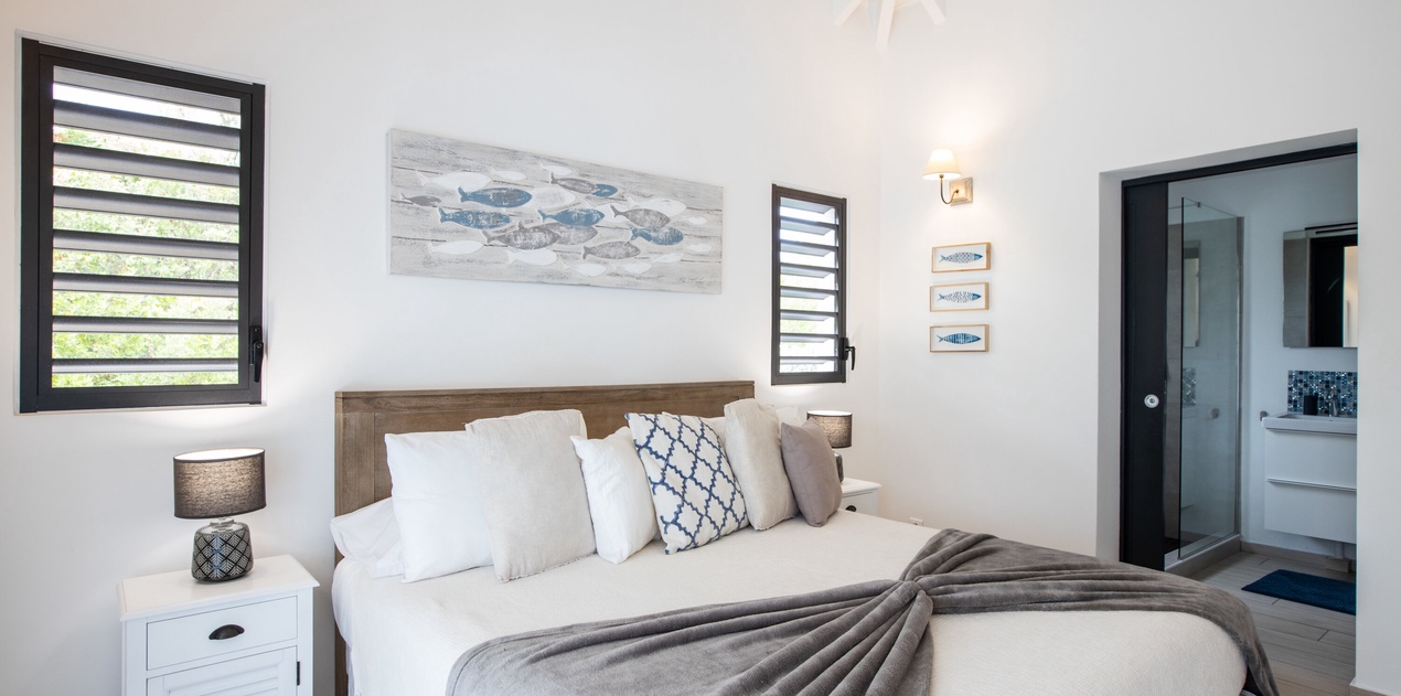 bedroom-1-arawak-track1