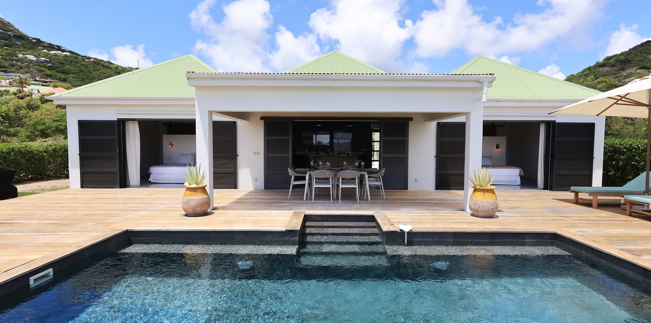 exterior 1-Luffy-track5