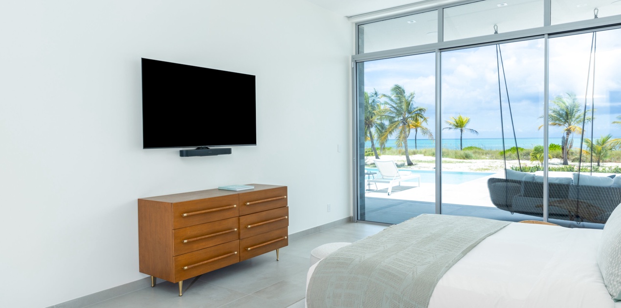 bedroom-1-bliss-villa-two-track-5