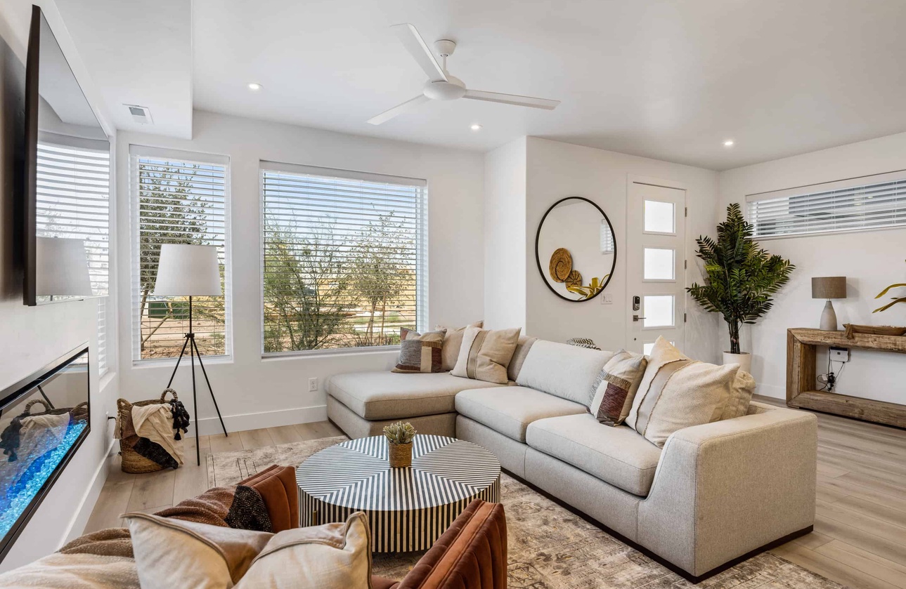 Featured Property Waters Edge