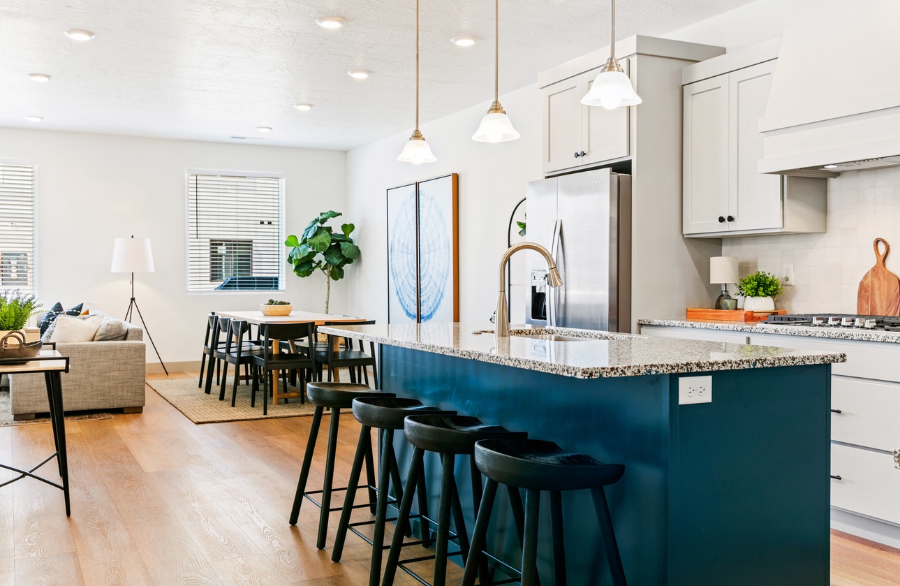 Featured Property Rock n' Relax at Desert Color