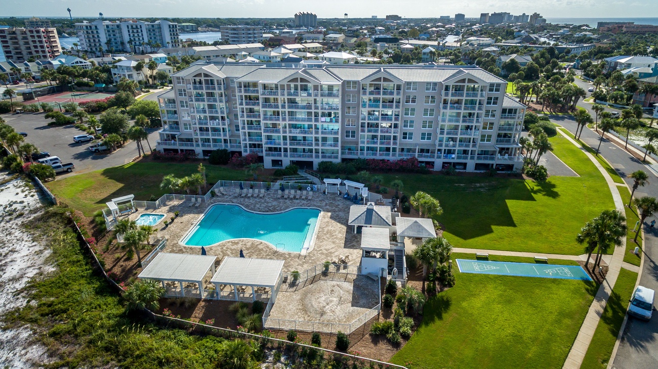 Magnolia House Pool