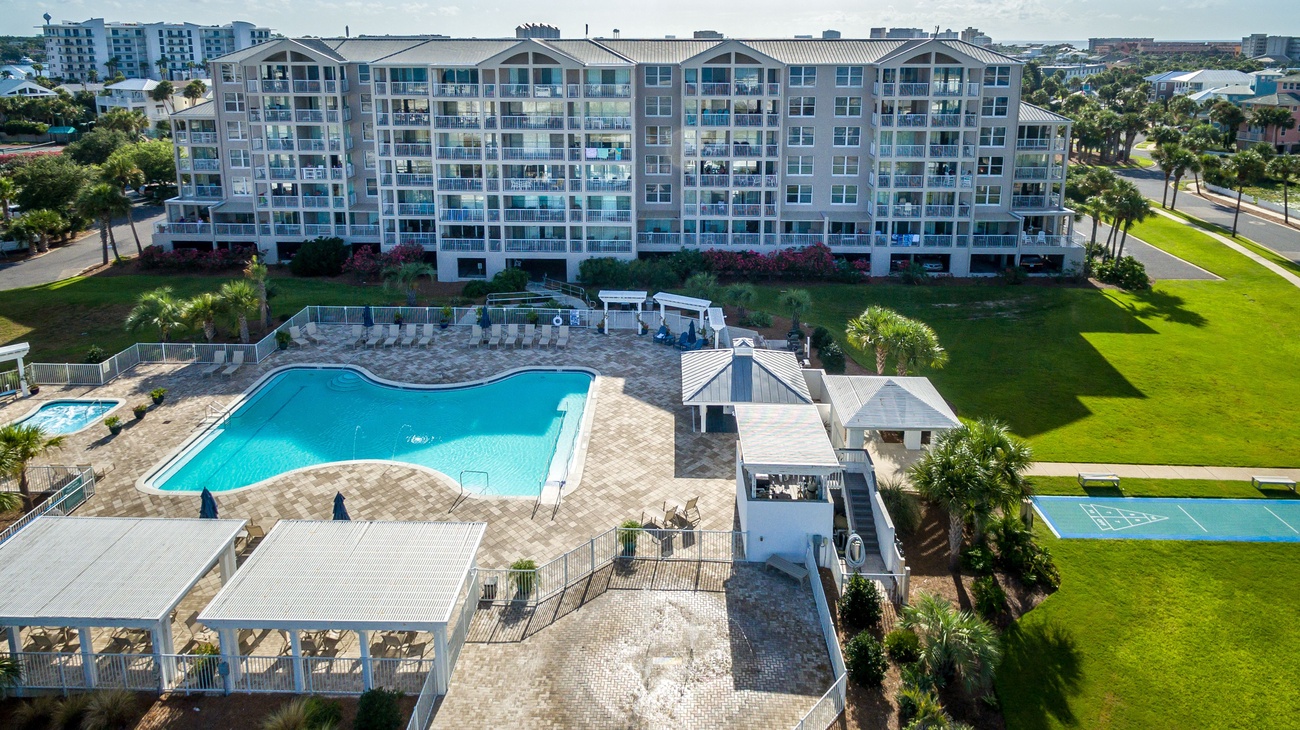 Magnolia House Pool