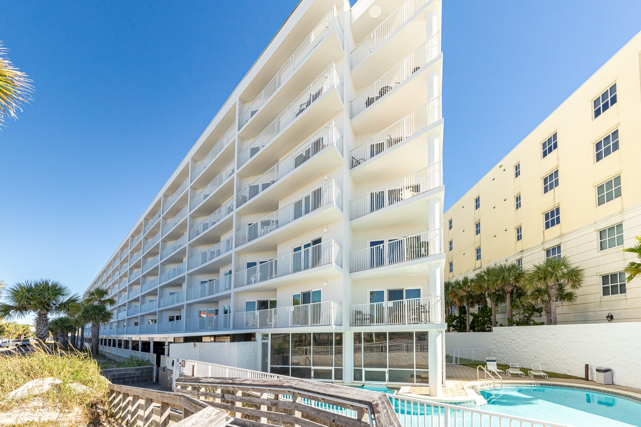 SeaCrest 714