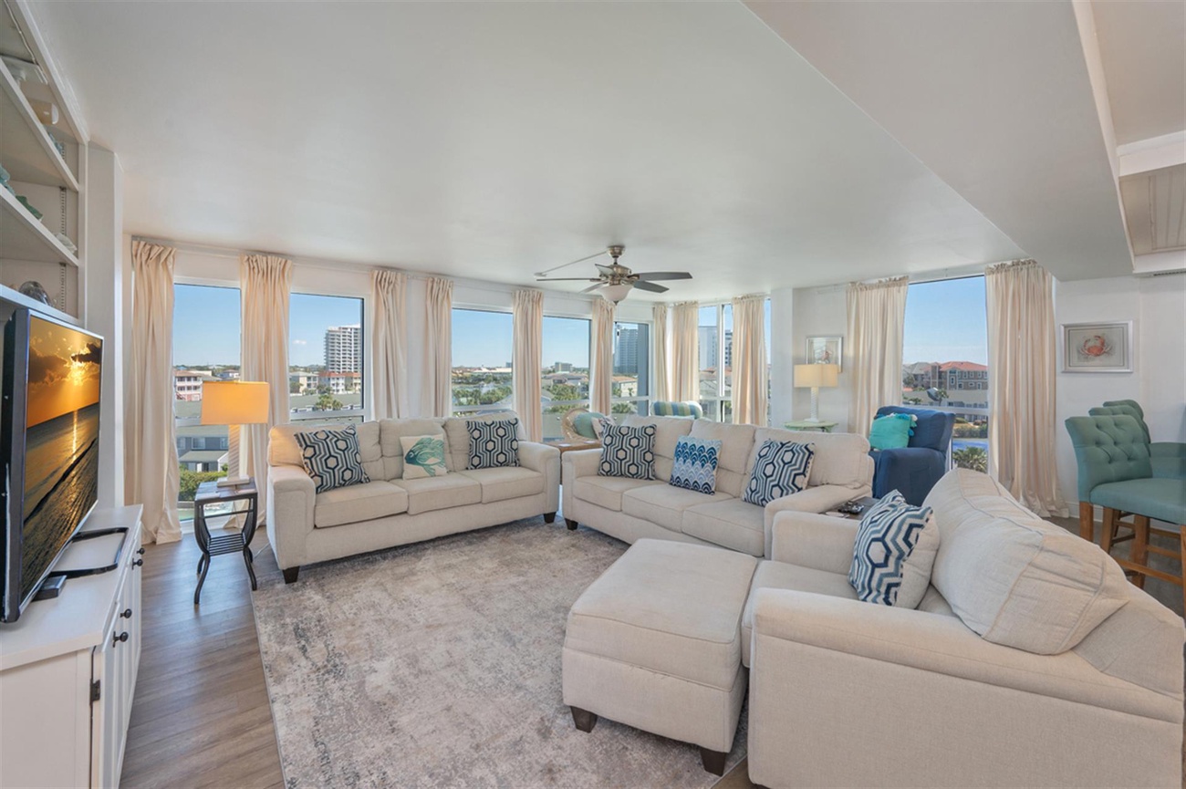 Shoreline Towers 3061