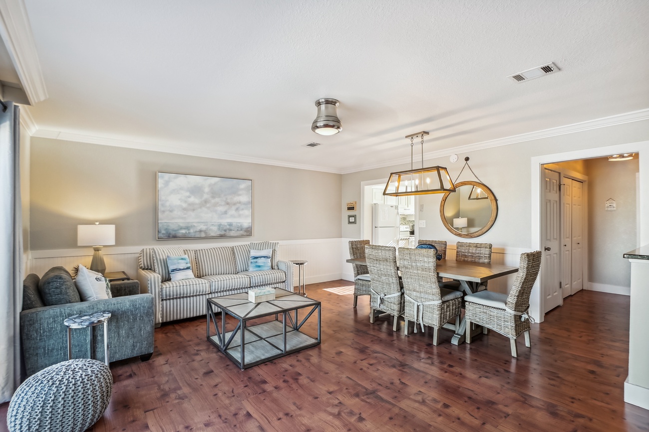 Upper level Living room