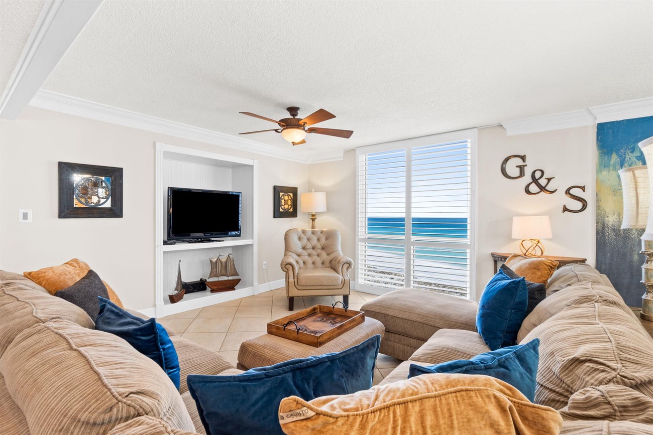 Shoreline Towers 1086