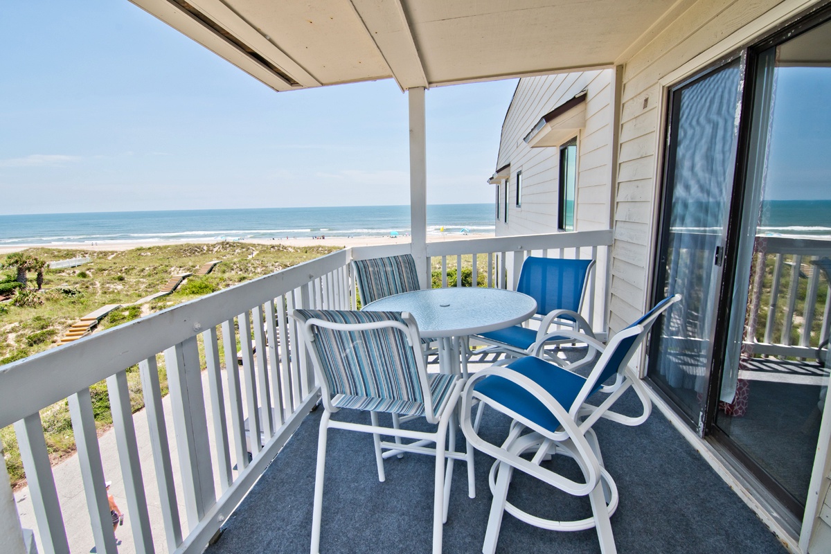 Deck Access from Living and Master Bedroom