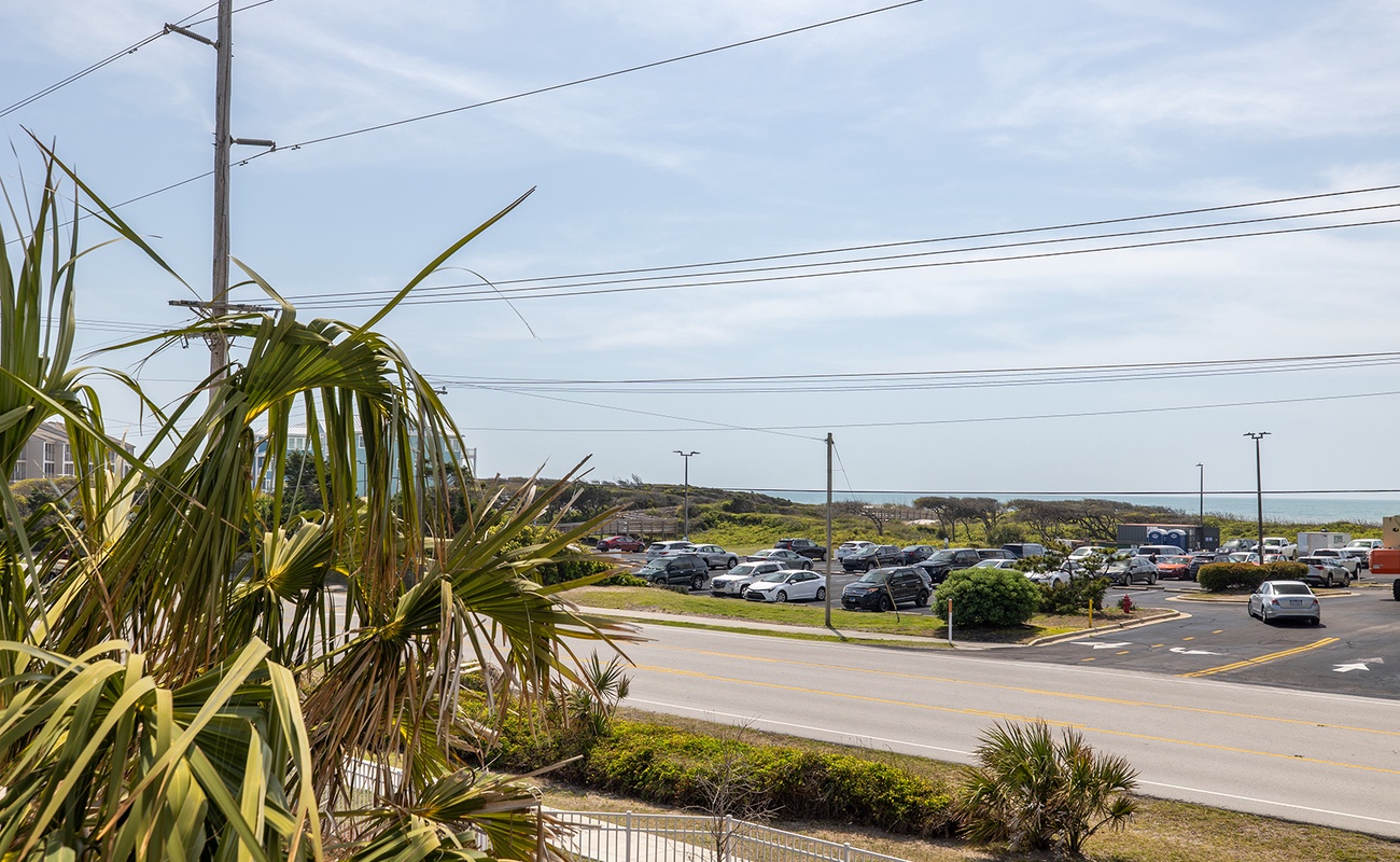 Crystal View 104A | Photo 2