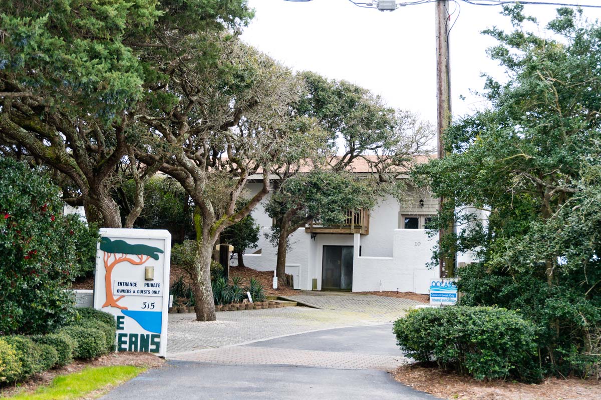 Oceans #12 | Photo 2