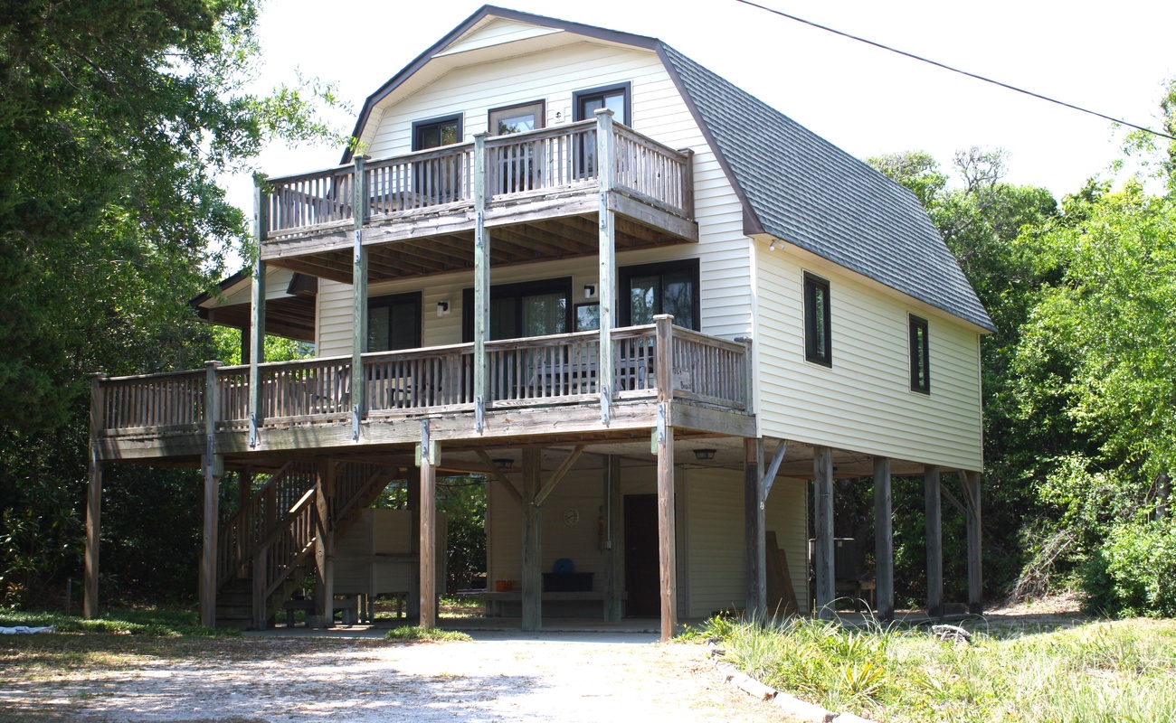 Bills & Jills | Photo 2