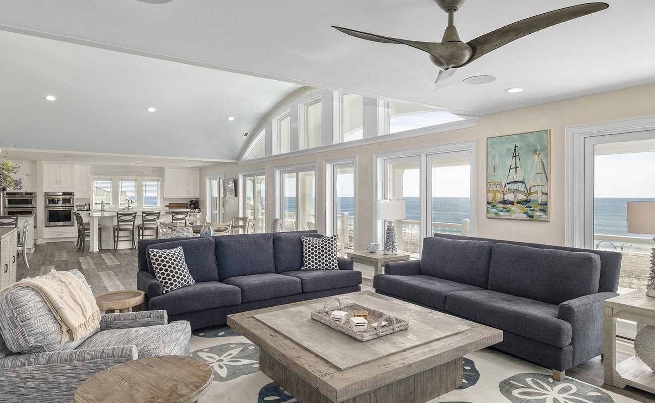 BILL FISH - Living Area
