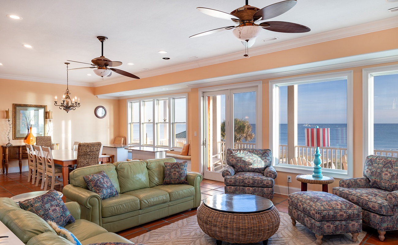 2nd Floor Living Area