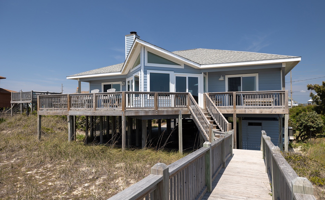 Oceanside of White Sand