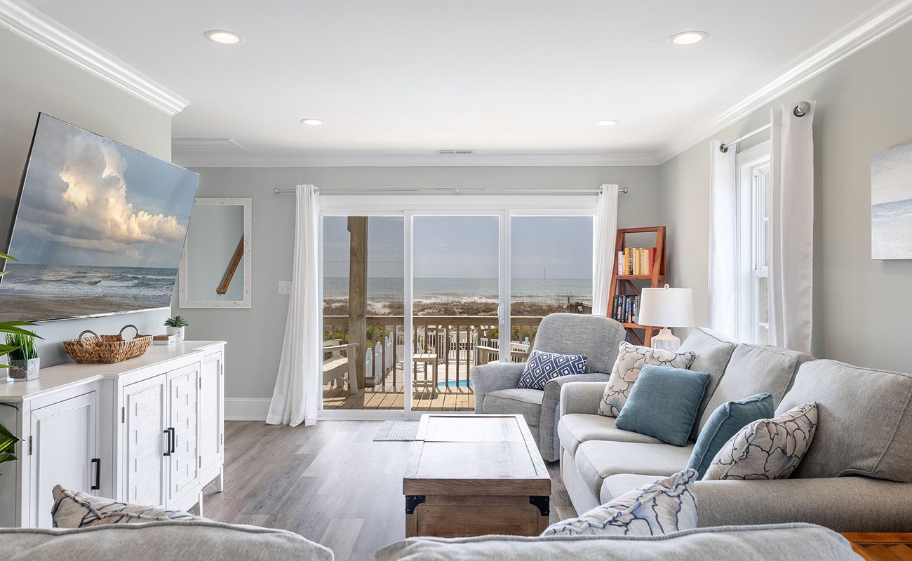 Susies Ocean Retreat West (formerly Footprints West)