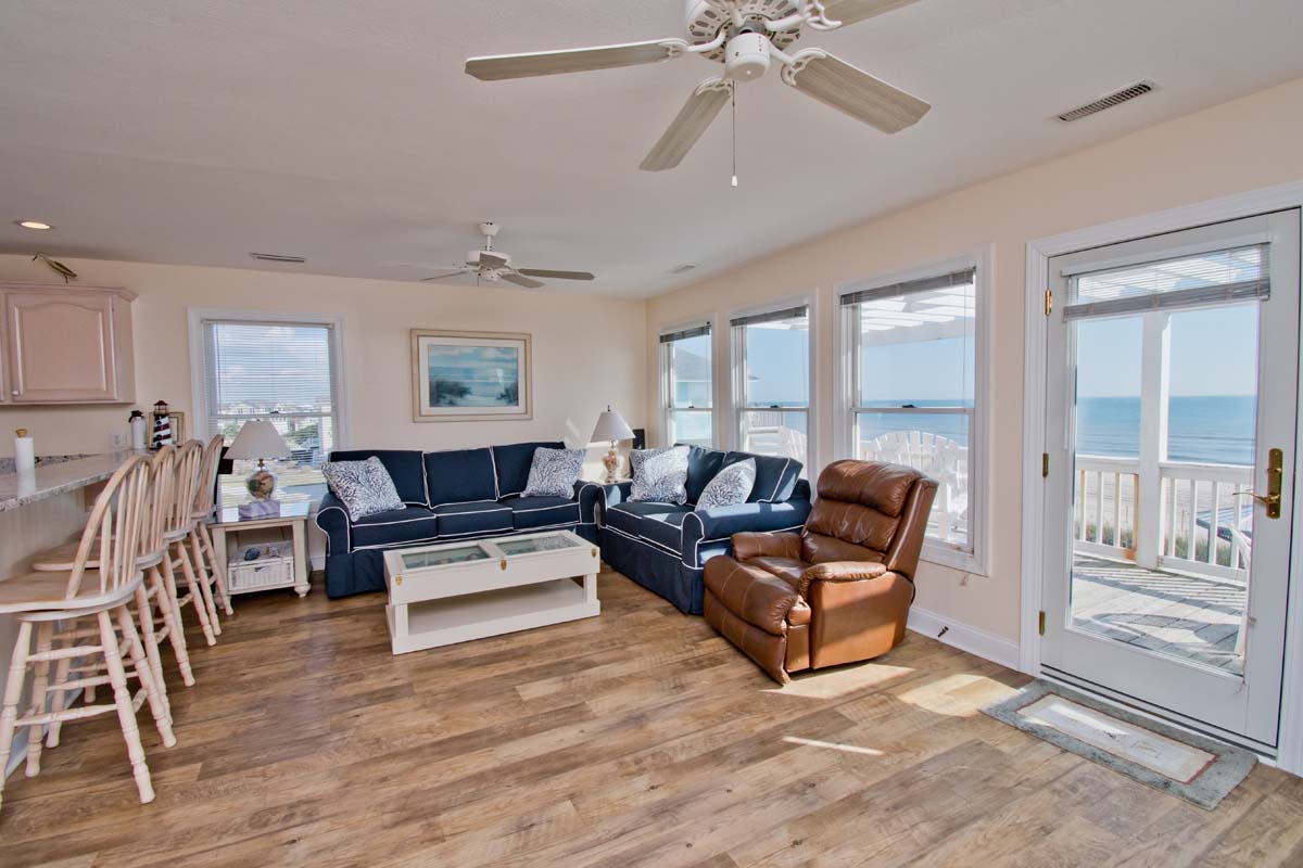 Lorelei-East-Emerald-Isle-NC-Vacation-Rental-Bluewater-01