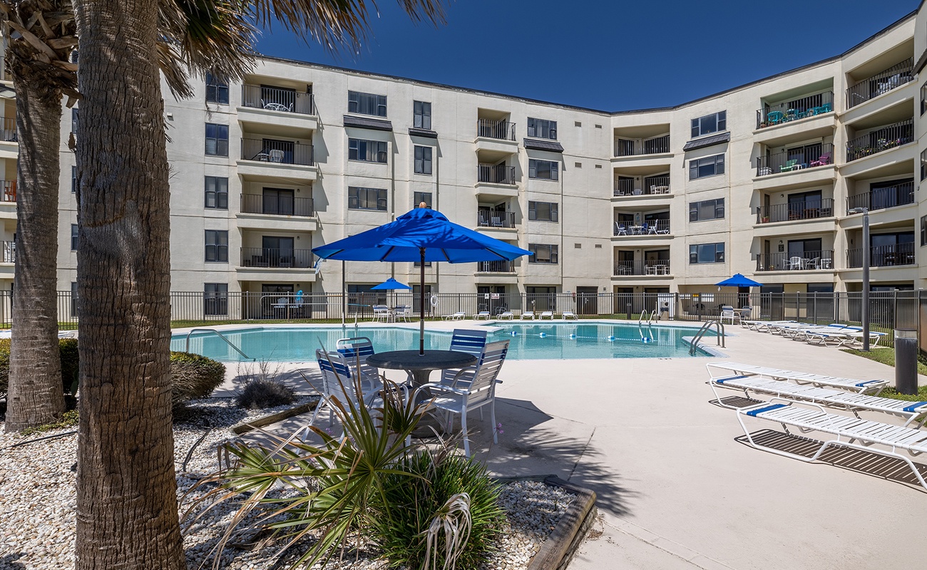 Community Outdoor Pool