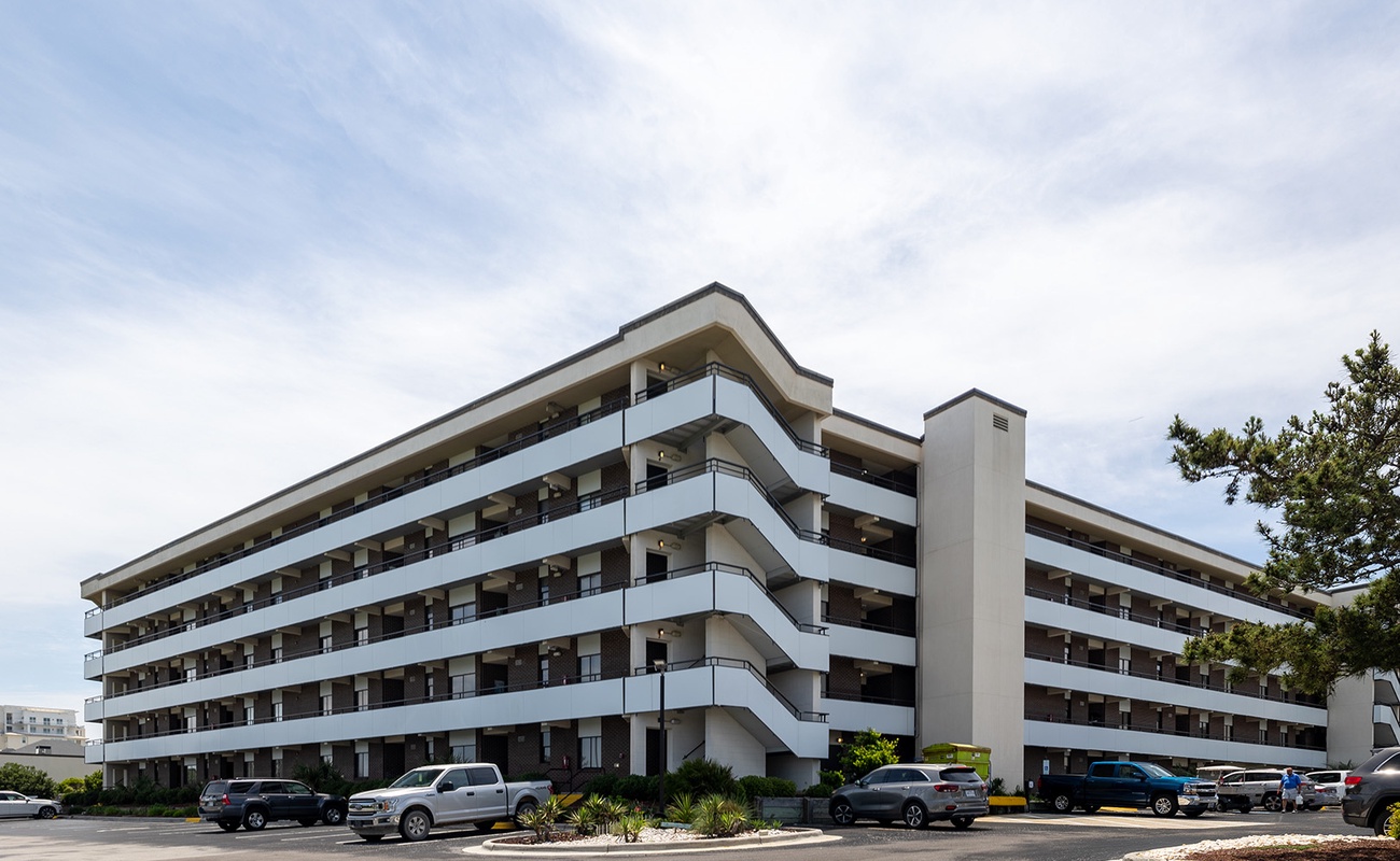 Summer Winds A-303 | Photo 2