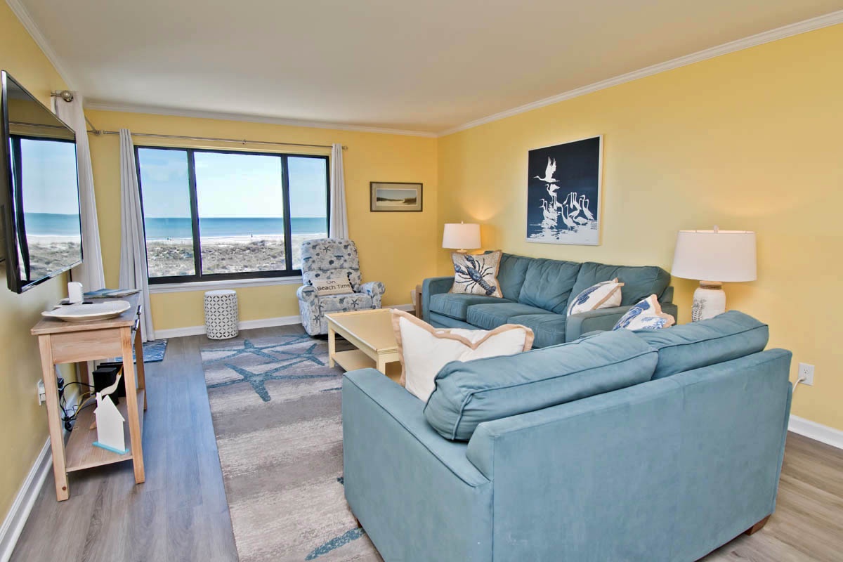 Point Emerald A-208 | Photo 2