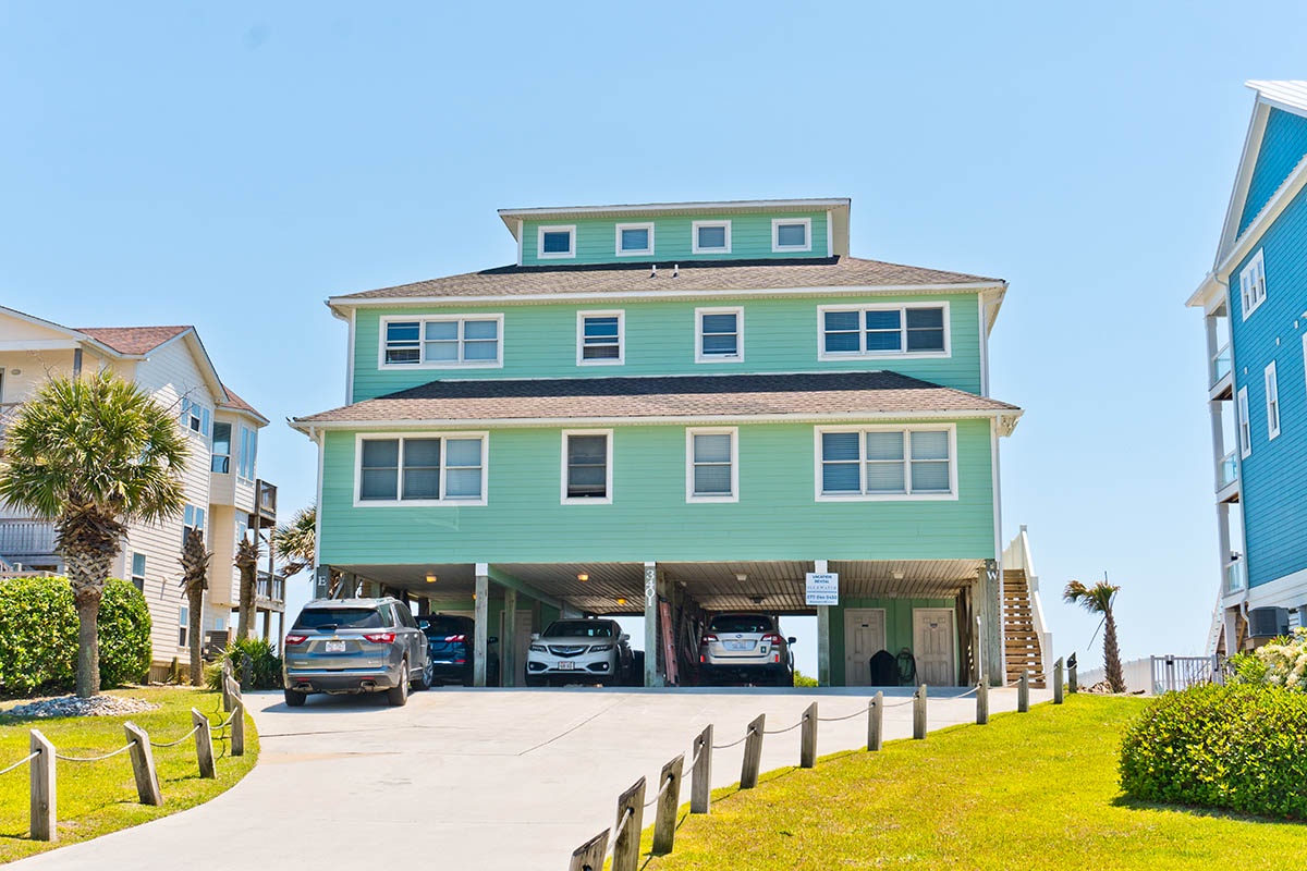 Entrance on The Right