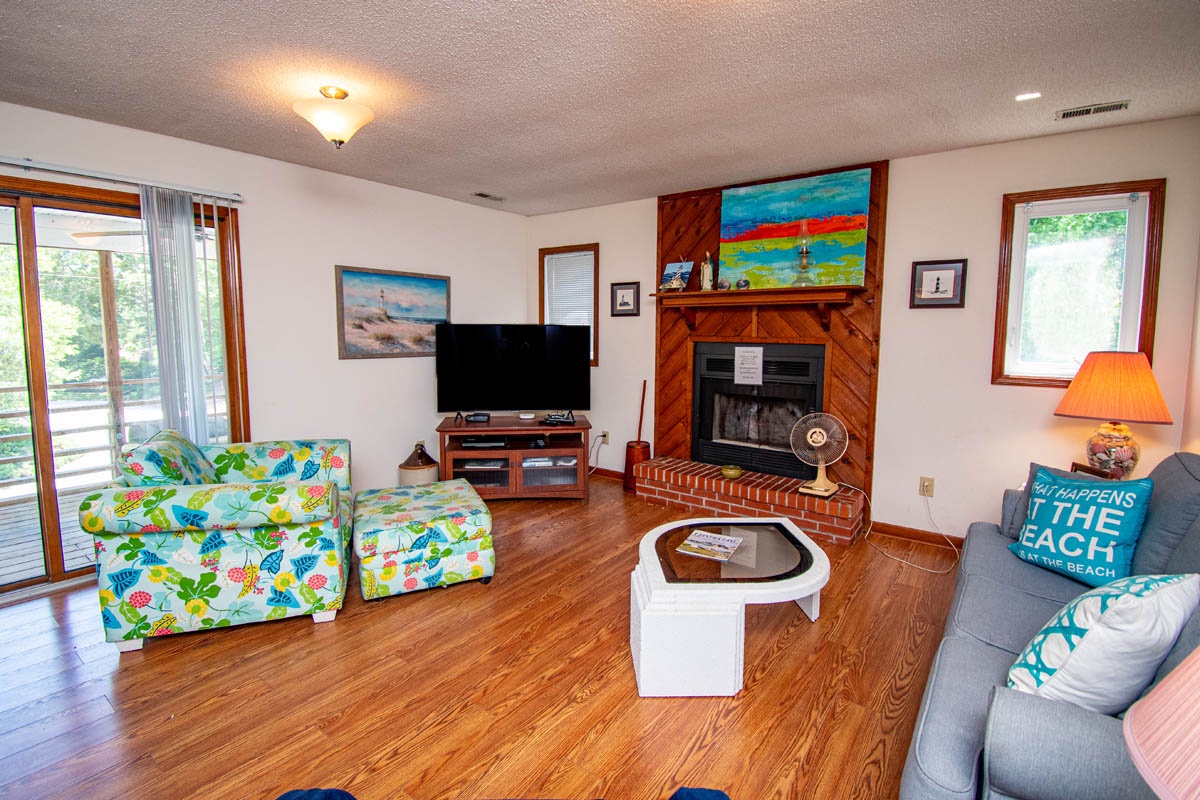 Island Dreams | Photo 2