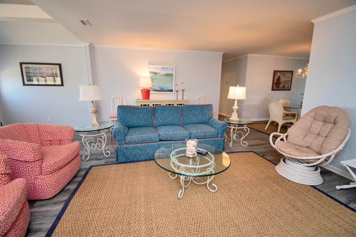 Brown Cottage | Photo 2