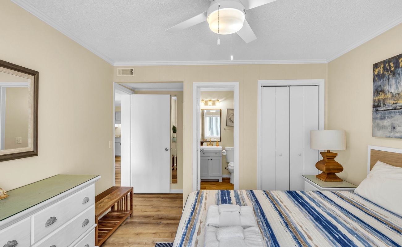 Primary Suite with King Bed and En-Suite Bathroom