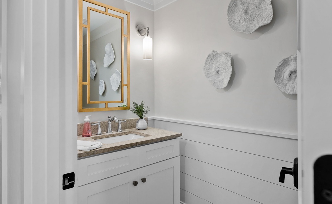 Guest Half Bath in Hall