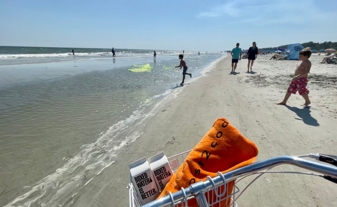 5 Minute Walk from Beach!