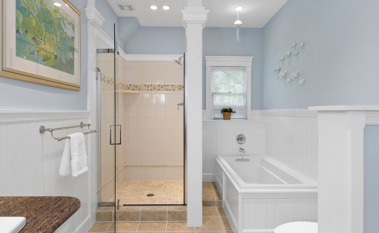 Bathroom for King Room