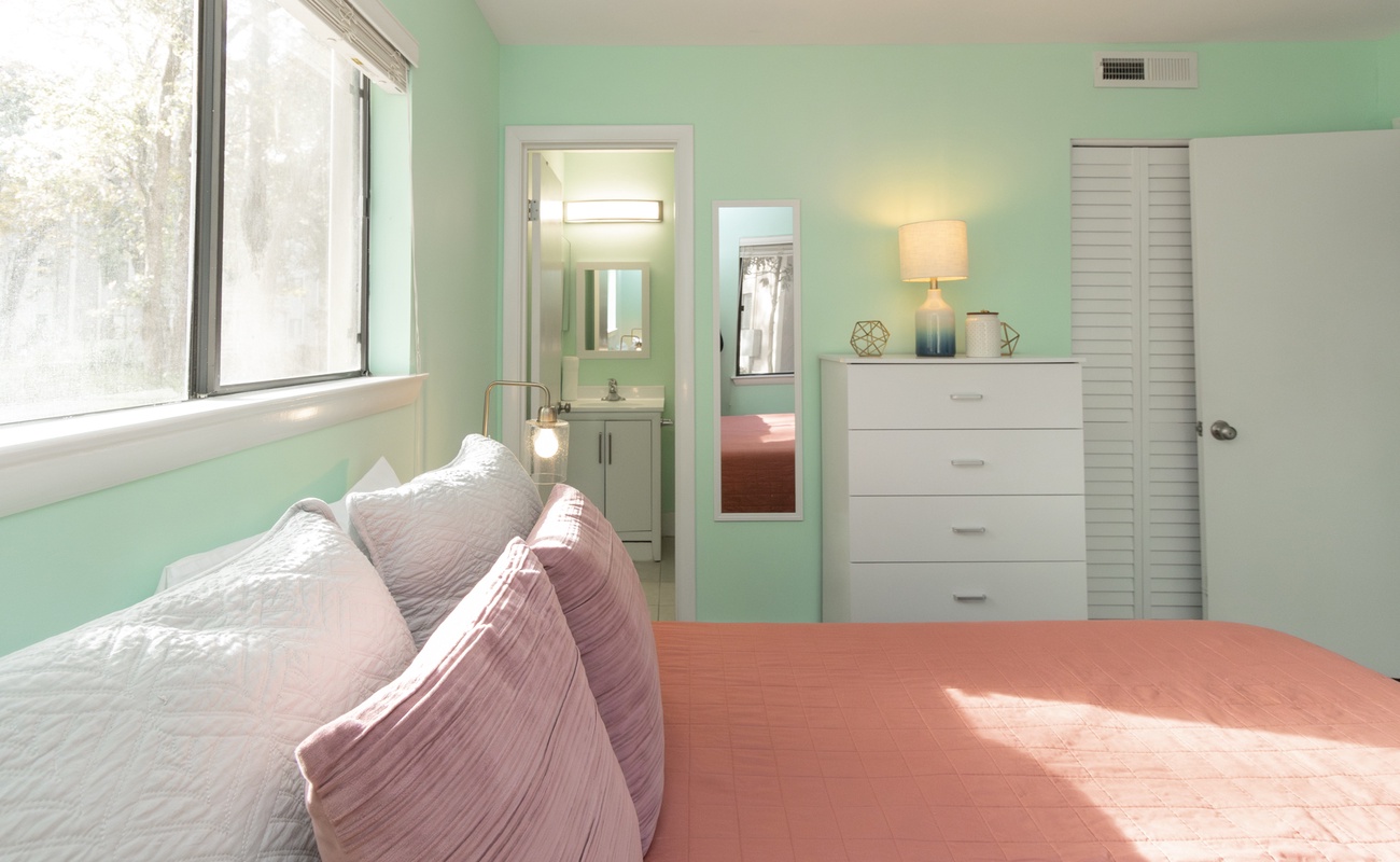 Primary Suite with Private Bathroom