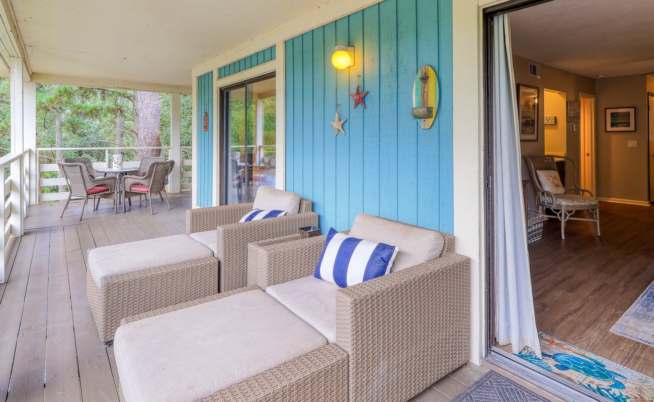 Wrap Around Balcony with Lagoon Views