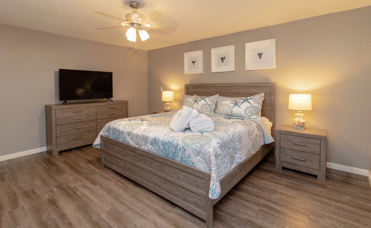 Primary Suite with King Bed