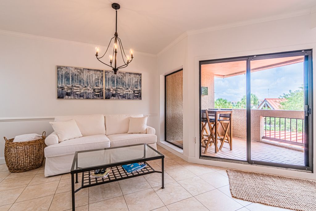 7135 Harbourside II Photo