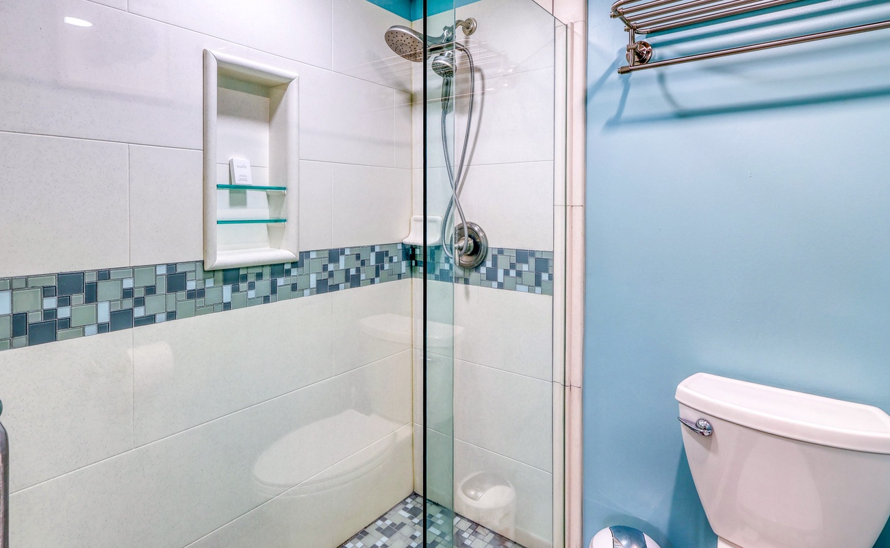 Primary Suite Bathroom