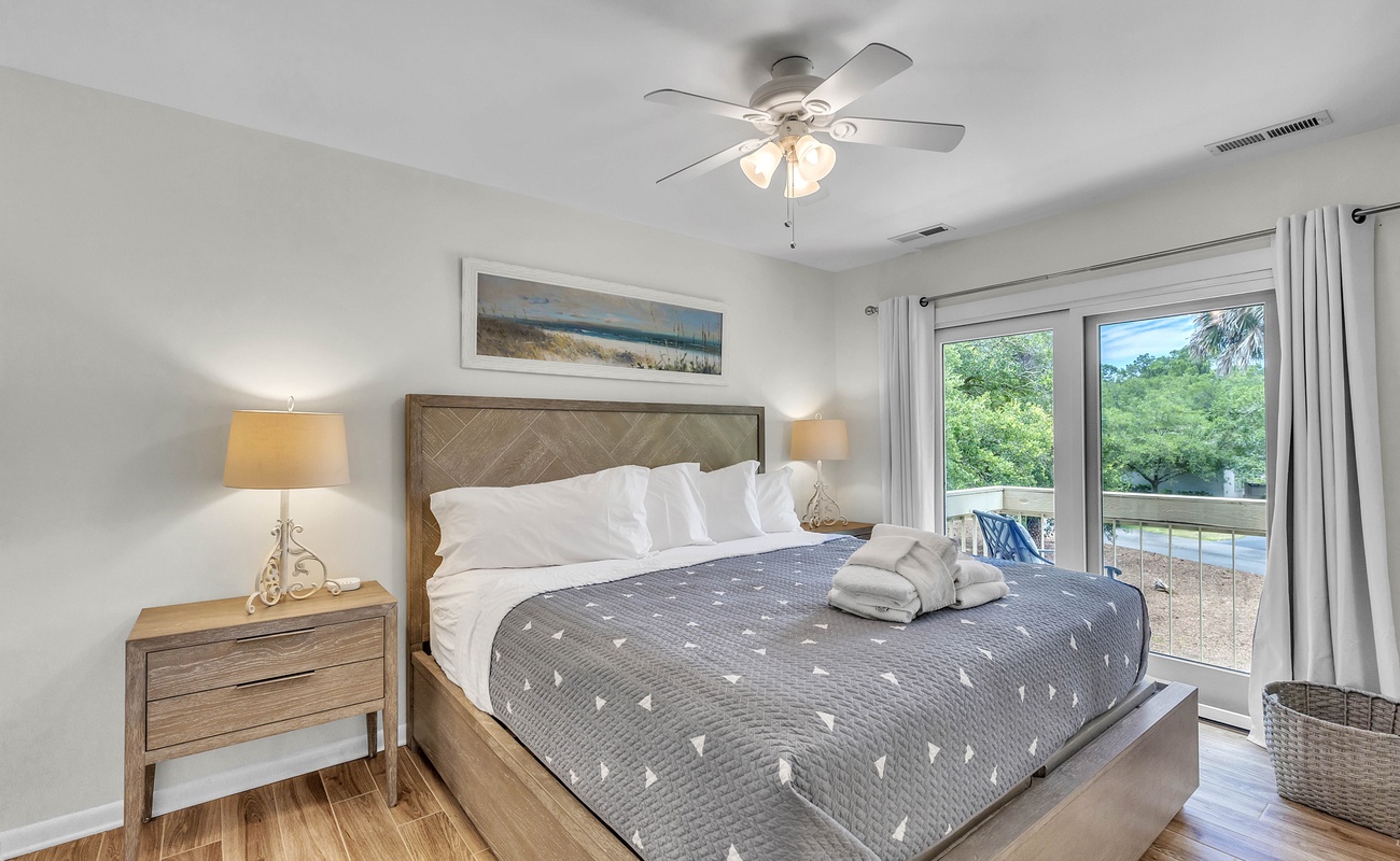 Primary Suite with King Bed and En-Suite Bathroom