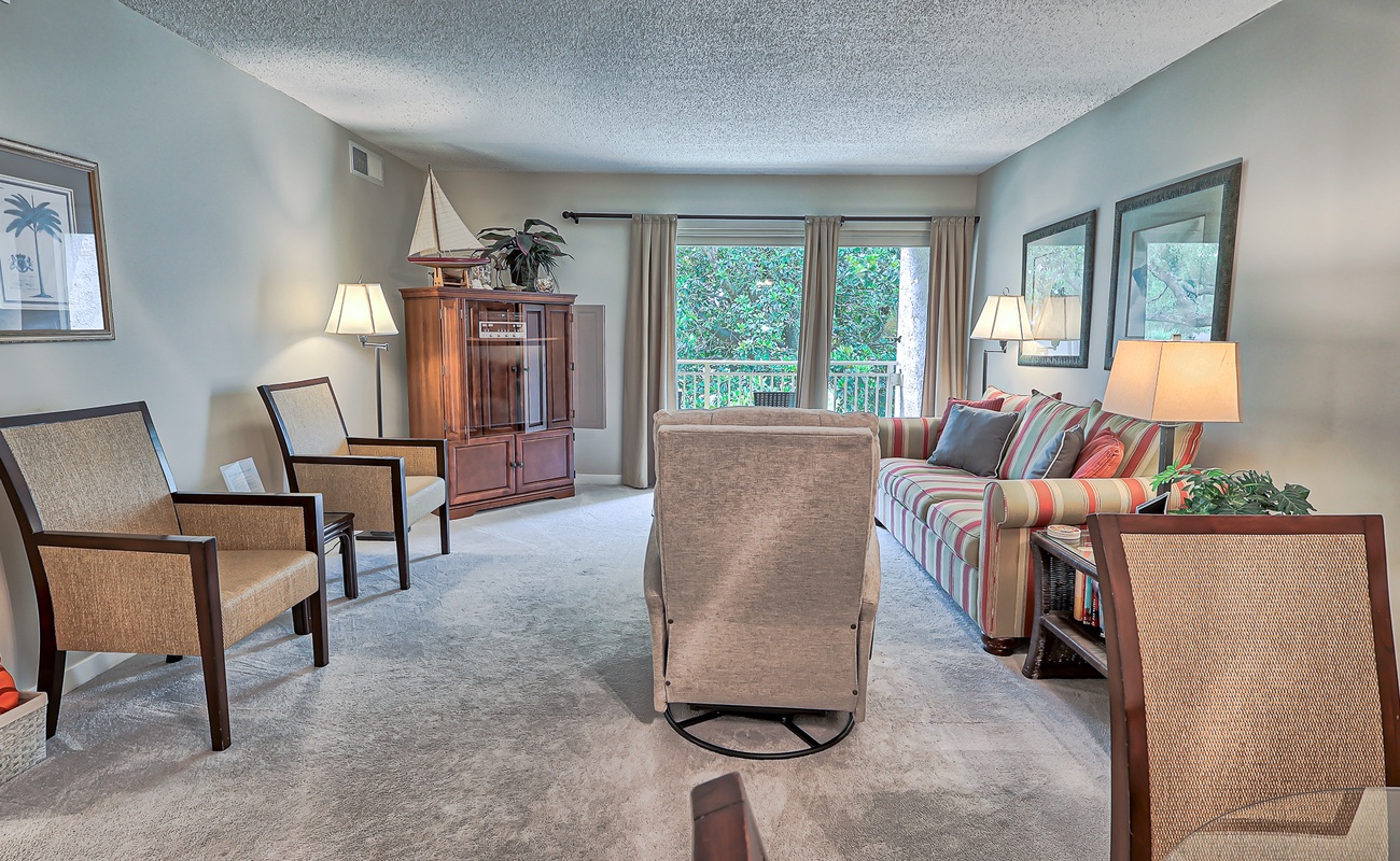 Living and Dining Area