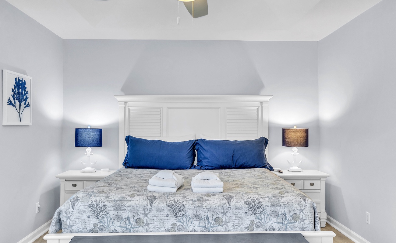 Primary Bedroom with King Bed and En-Suite Bathroom