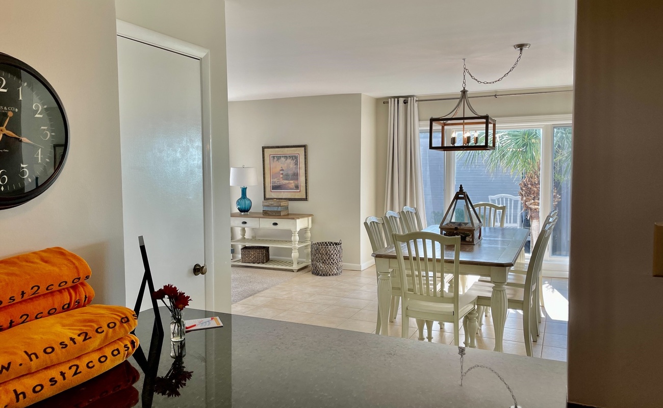 Kitchen to Dining Area